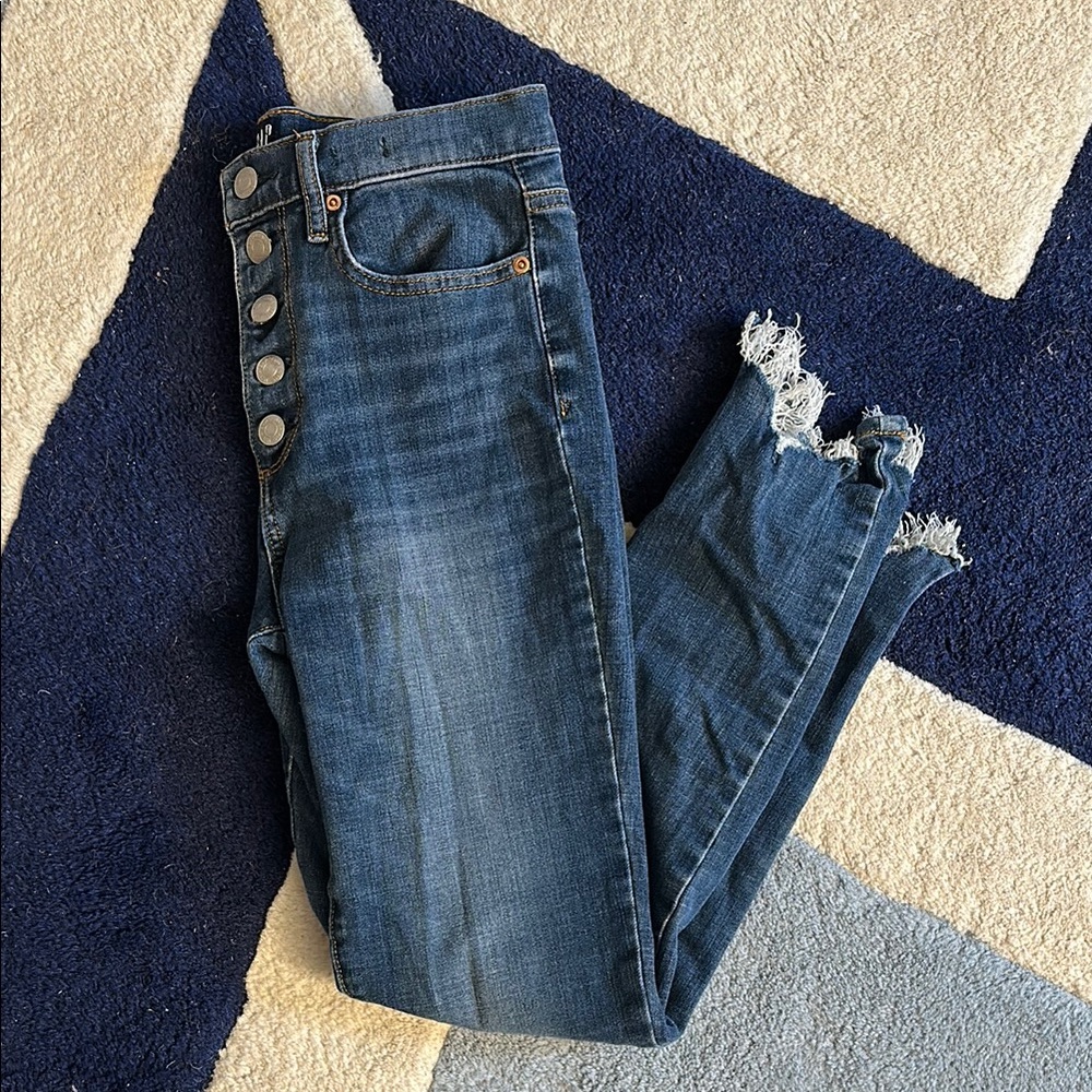 GAP True Skinny Blue Jeans with Destroyed Hem
